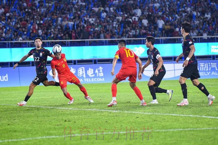 中国男足亚运队0:2韩国队 无缘四强 中国男足亚运队0:2韩国队 无缘四强